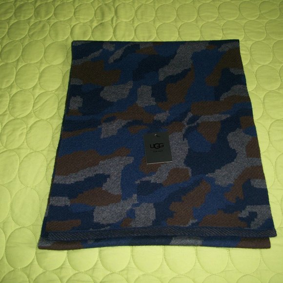 NWT UGG Men's Dark Blue Wool Scarf - Picture 1 of 11